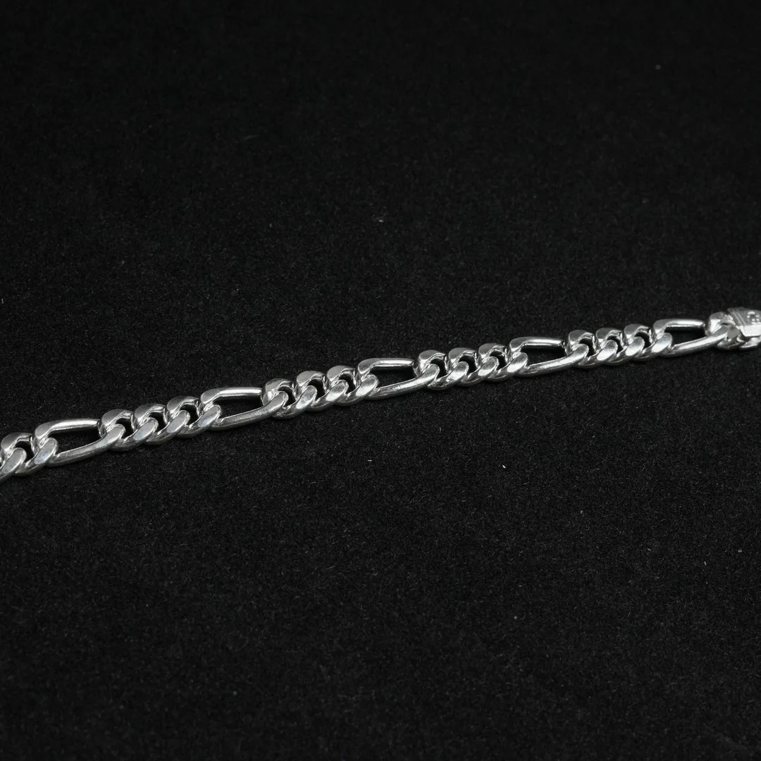 Thin Tri Circle Bracelet