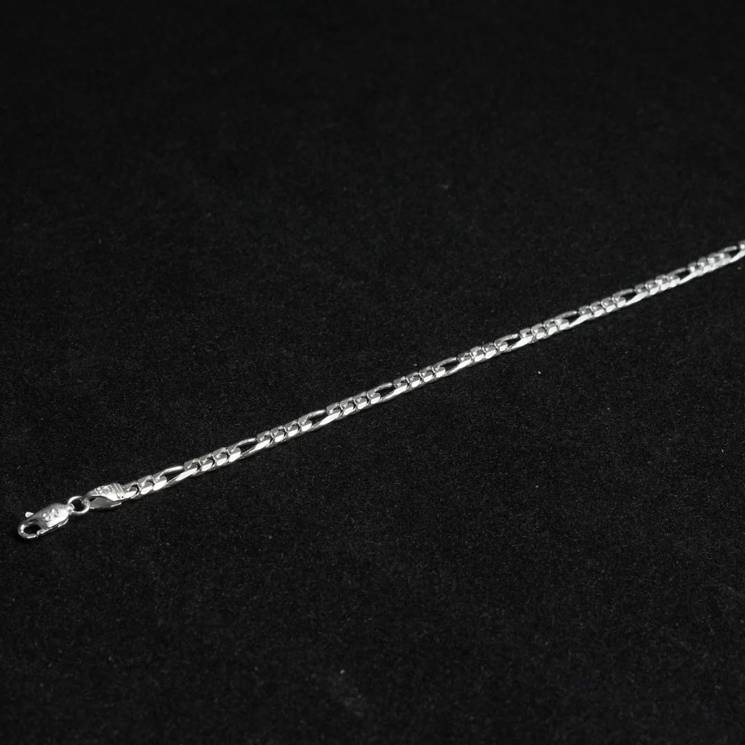 Thin Oval Design Bracelet