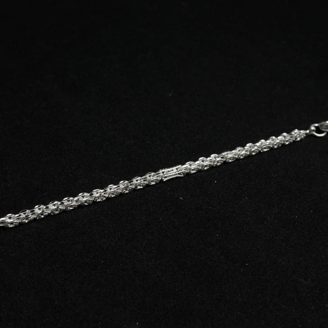 Snakeskin Design Bracelet