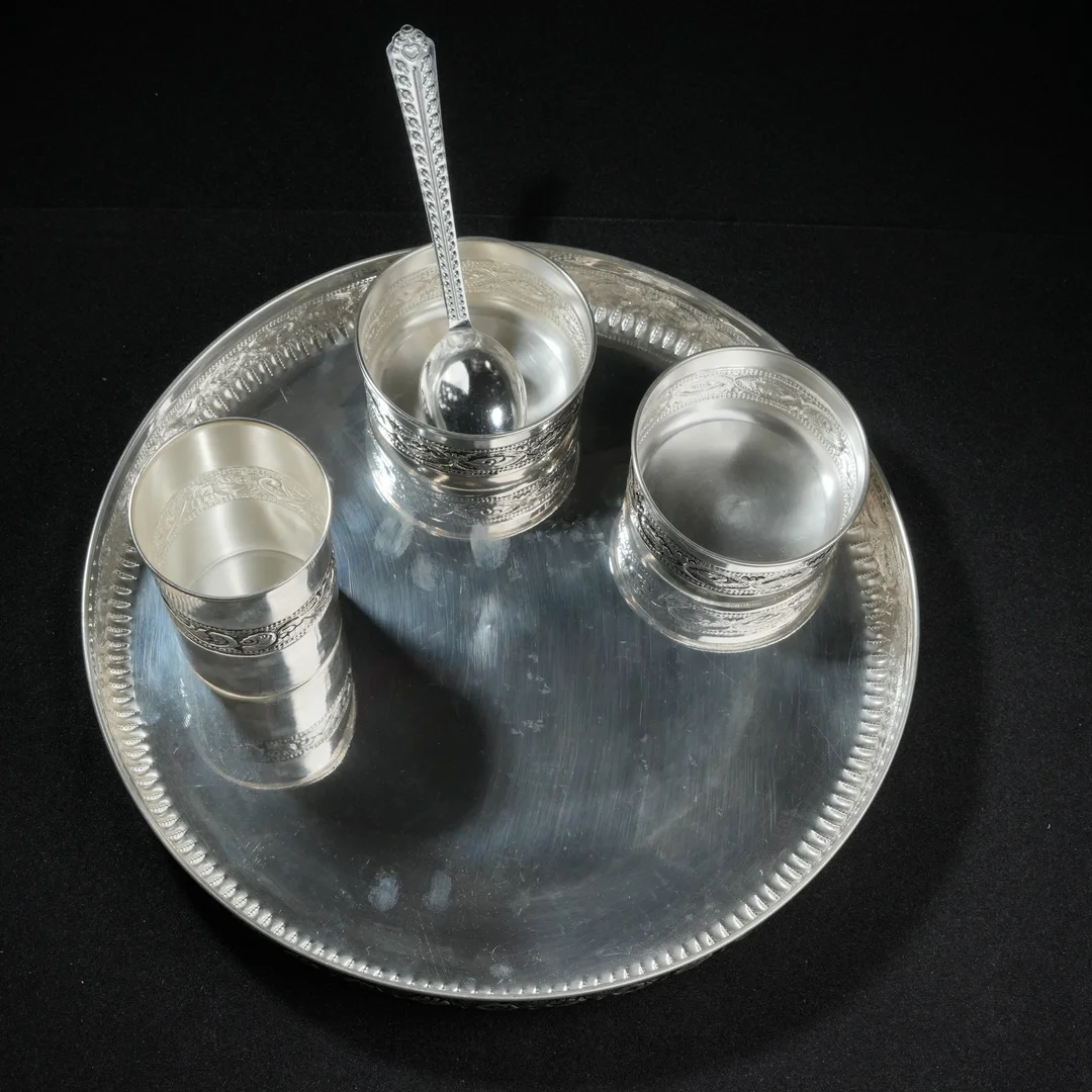 Oval Design Dinner Set