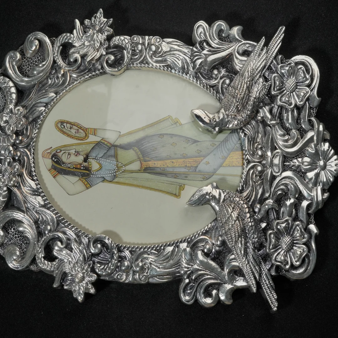 Two Birds Photo Frame
