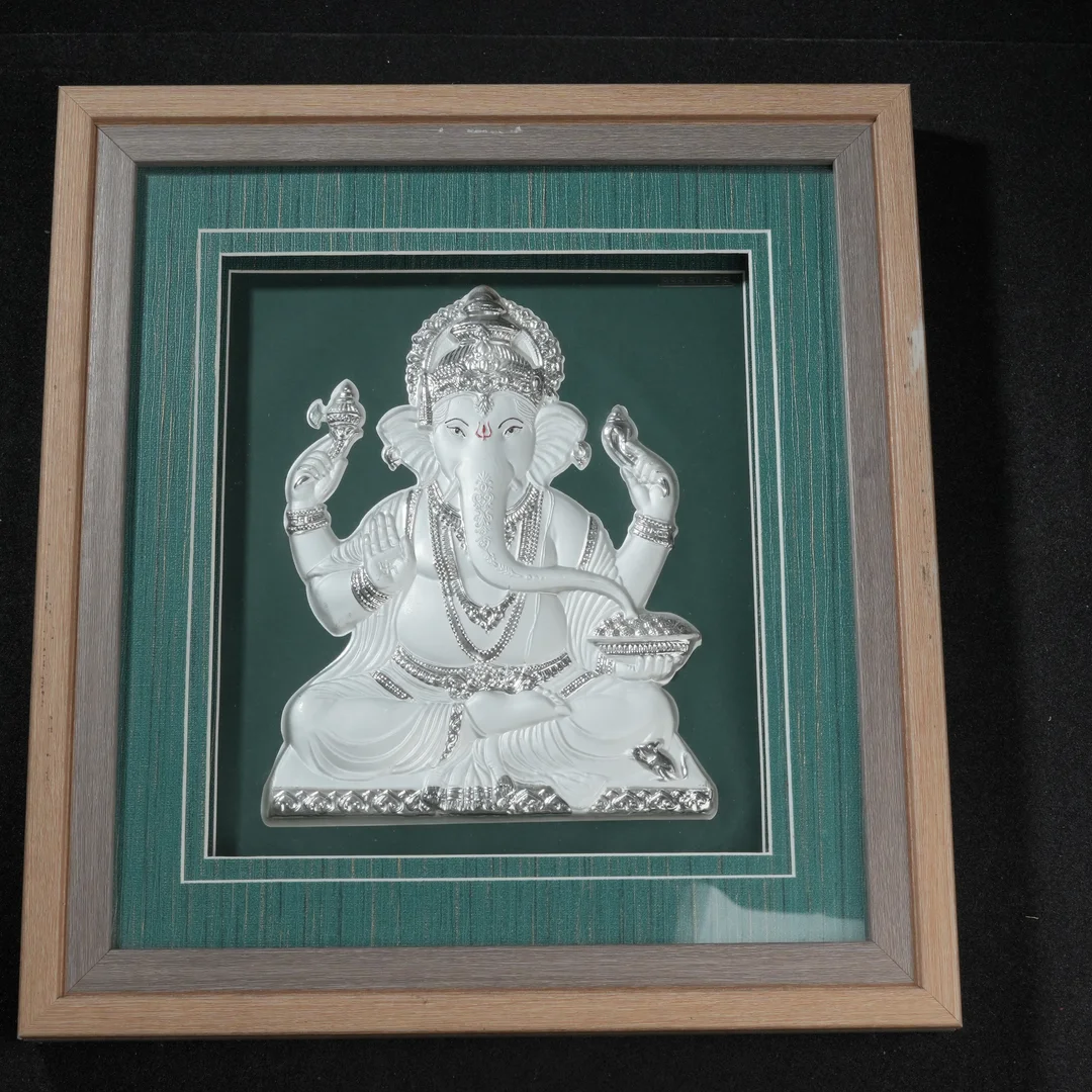Heart Design Photo Frame