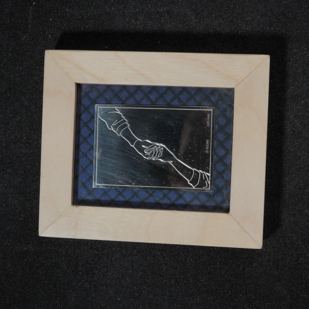 Shaking Hands 999 Silver Frame