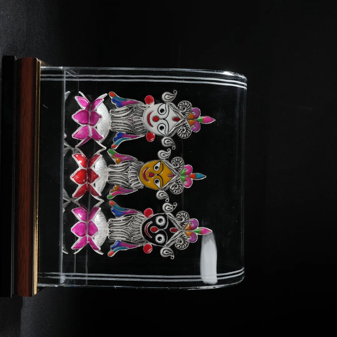 Jagannath Trio on Lotus Design Idol Box