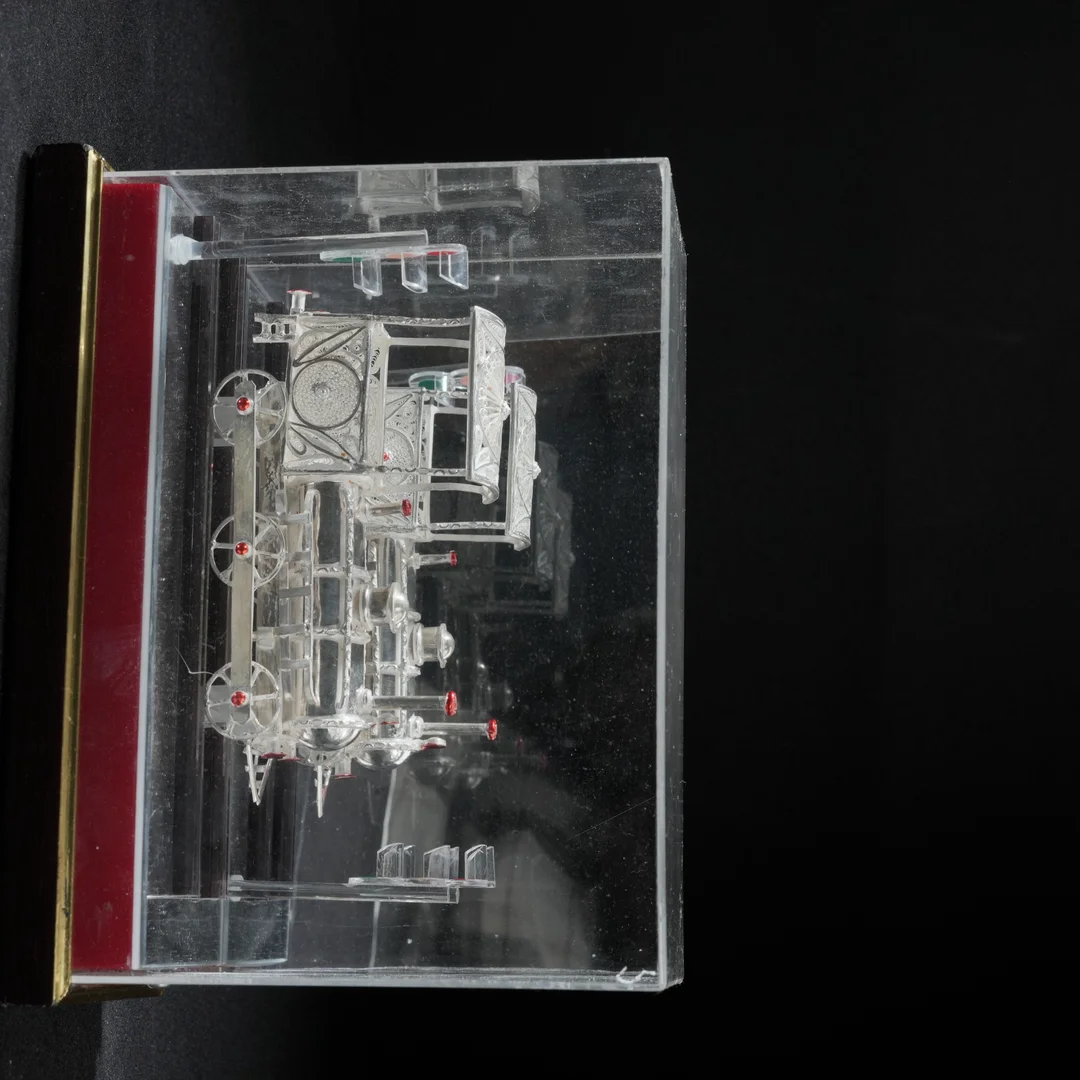 Train Design Idol Box