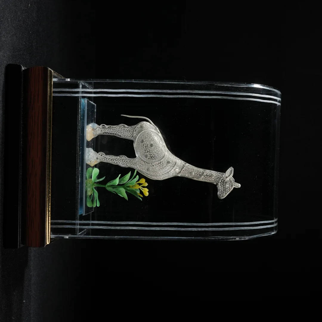 Giraffe Design Gift Item
