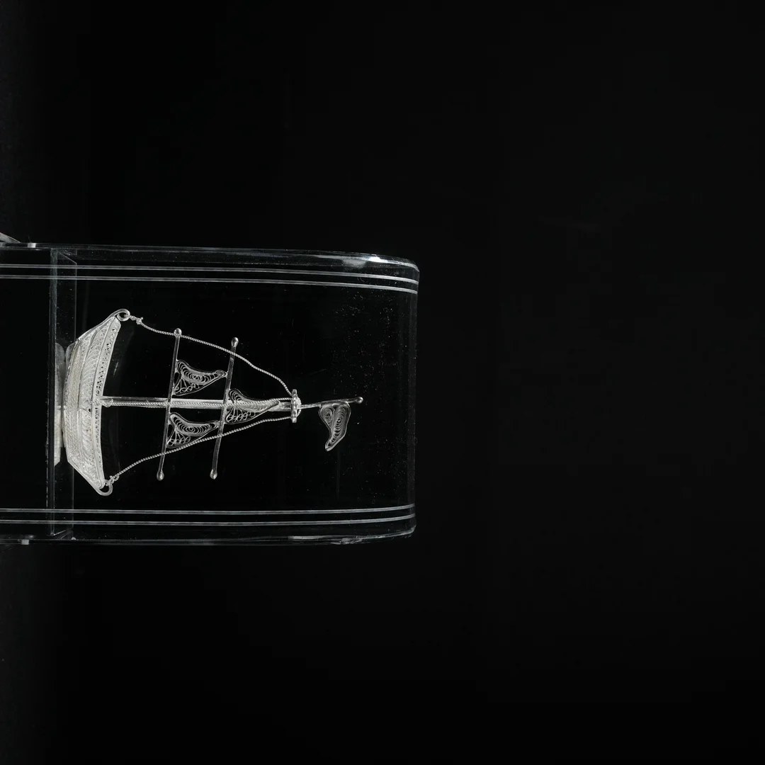 Small Flag Boat Design Gift Item